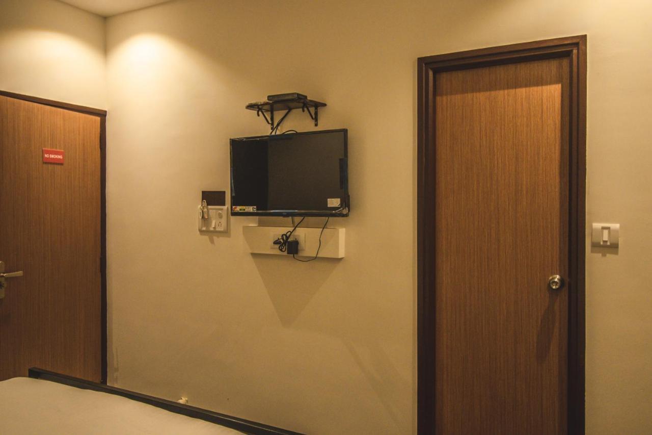 Amber Rooms Porvorim Luaran gambar
