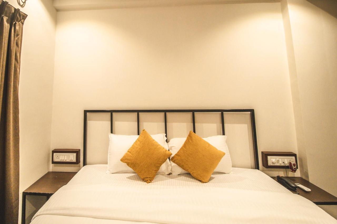 Amber Rooms Porvorim Luaran gambar