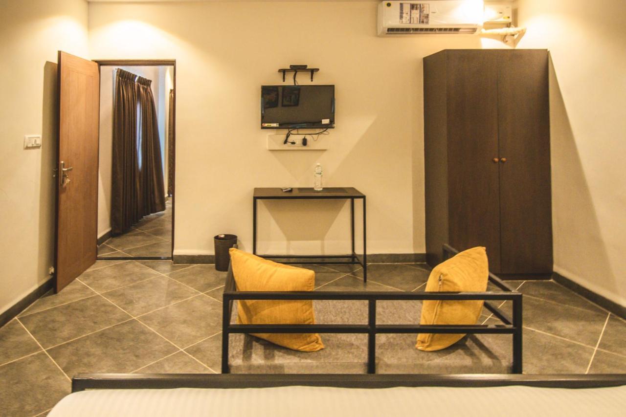 Amber Rooms Porvorim Luaran gambar